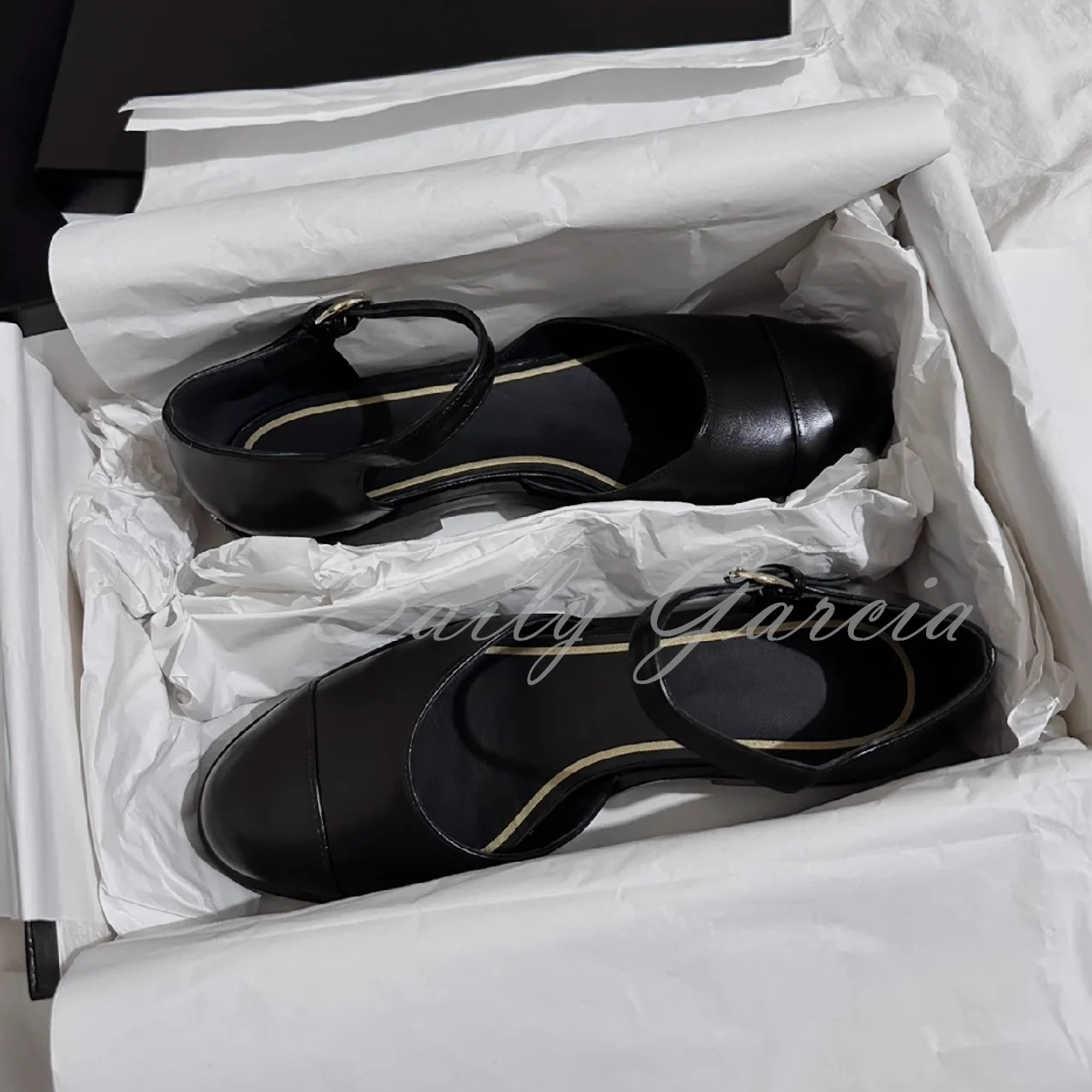 Retro Color Blocking Single Shoes 2023 Spring New Leather Shallow Round Toe Mid Heel Flat Bottom Mary Jane Shoes Ladies Sandals