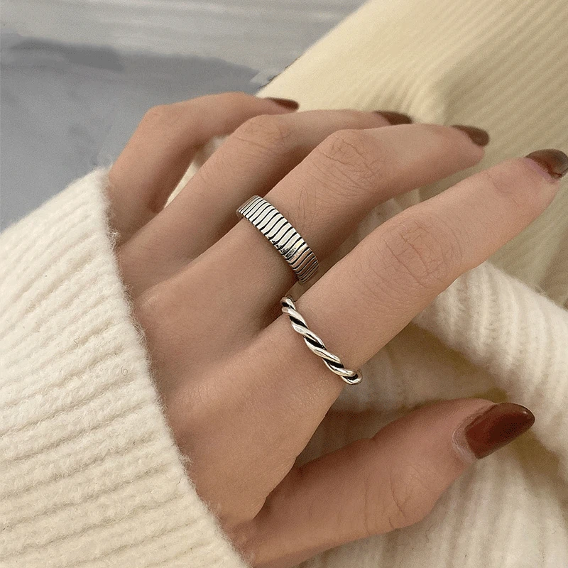 

Кольцо женское серебристое с геометрическим крестом, регулируемое