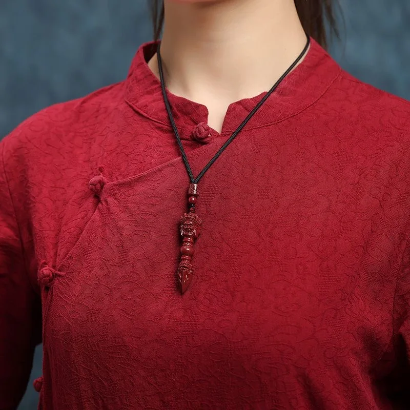 Китайская искусственная минеральная сиреневая Золотая подвеска King Kong