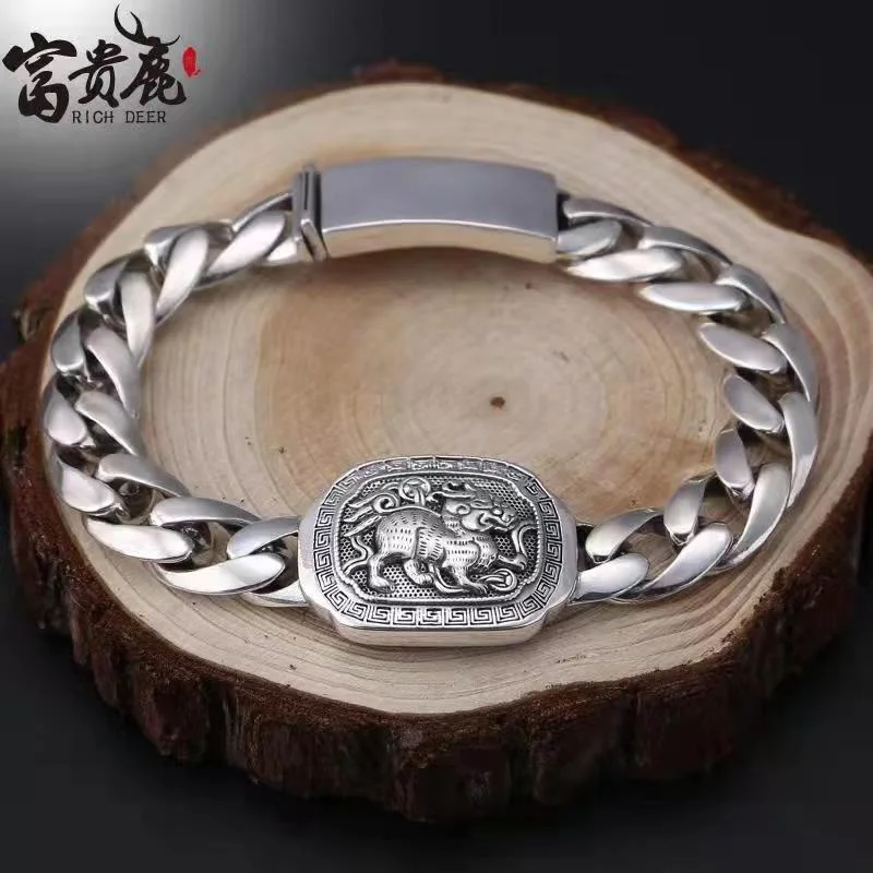 

Fortune avoidance Nafu 925 silver domineering retro bracelet men's coarse handmade old Tai silver fire Kirin birthday jewelry