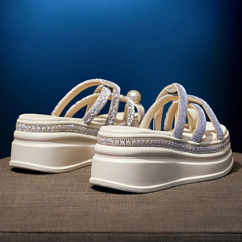 2023 Sandals Summer Chunky Shoes Woman Flip Flops Women Slippers Diamond High Heels Platform Shoes Comfortable Wedge Beach Shoes