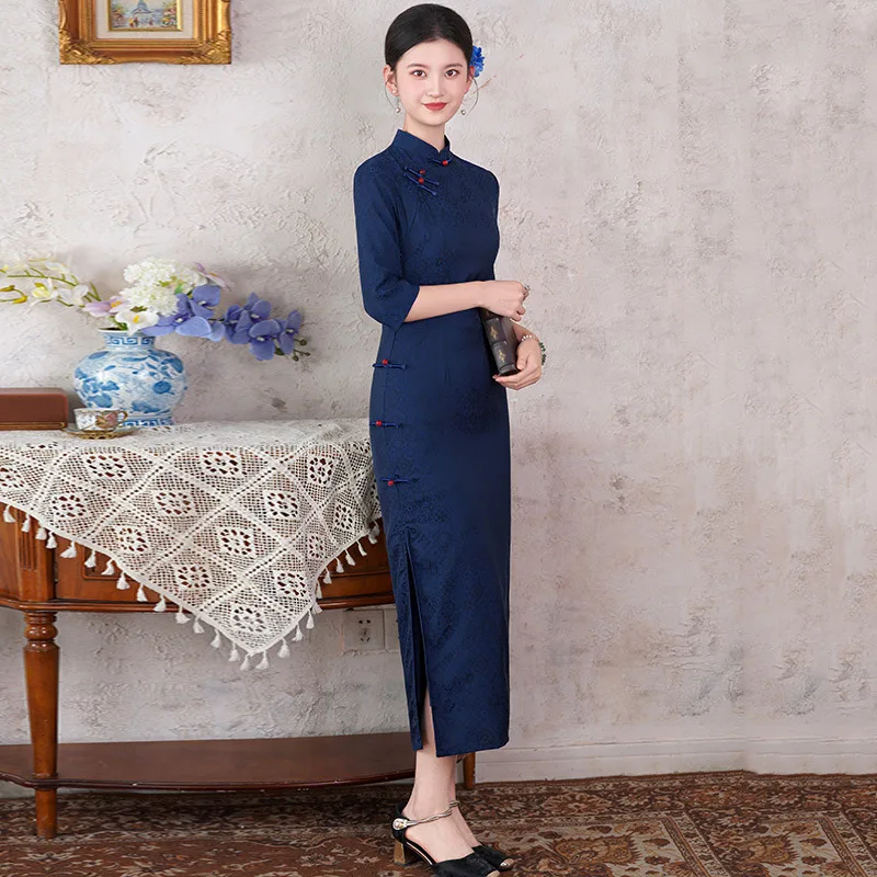 Фото Blue Republic of China Style Cheongsam с длинными рукавами, улучшенное 2320, новое женское облегающее платье Ципао в стиле ретро на весну и осень №5
