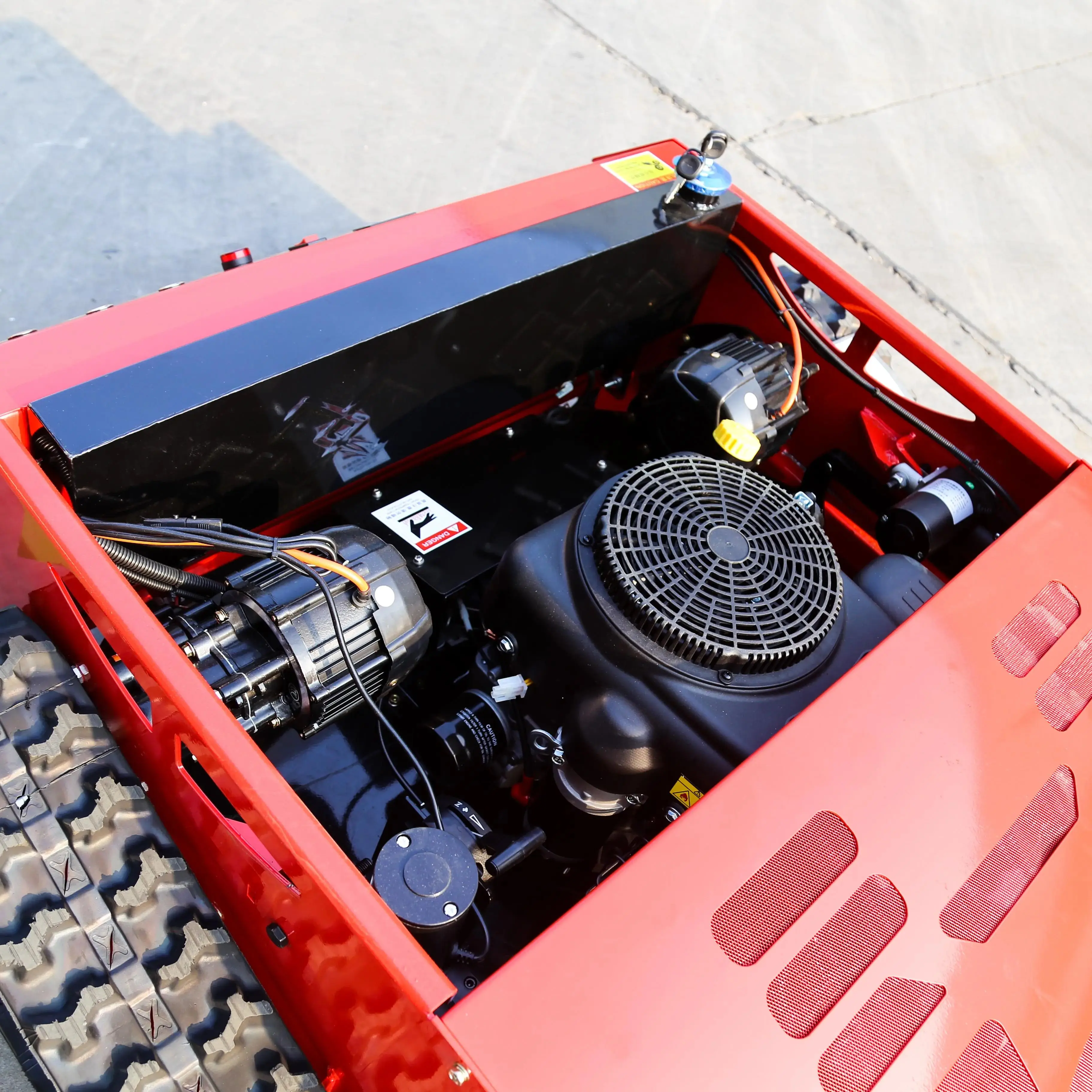 Прямые продажи с фабрики небольших удобных гусеничных косилок использованием