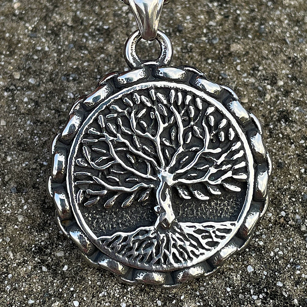 Norse Mythology Yggdrasil Necklace Men Amulet Stainless Steel Odin Viking Tree of Life Necklace Pendant Jewelry Gift Wholesale