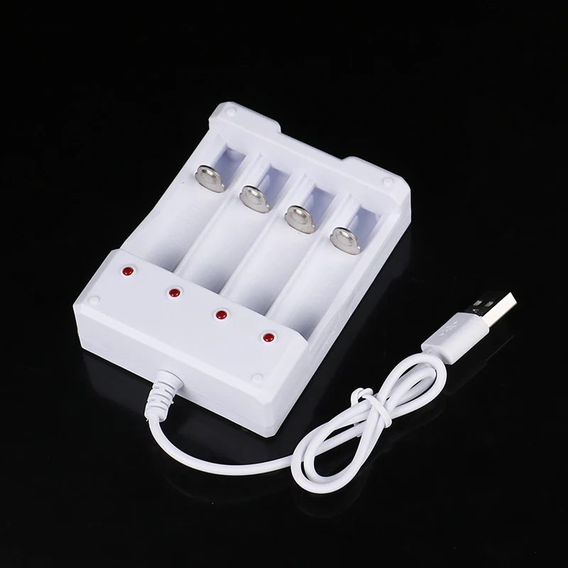 

4 Slots USB Fast Charging AA And AAA Battery Charger Short Circuit Protection Retractable Spring Battery Charging Base