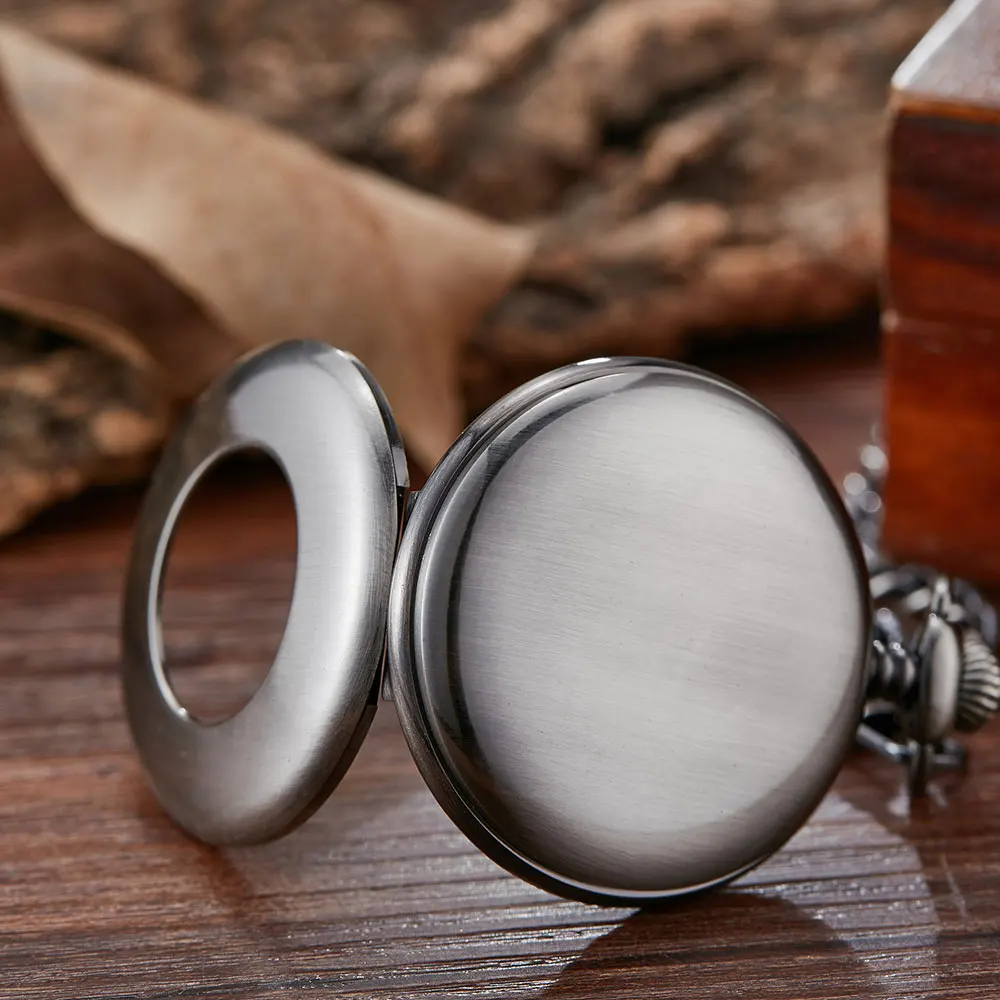 Vintage Smooth Skeleton Mechanical Bronze Pocket Watch Men Steampuk Hand Wind Pendant Clock Chain With Arabic Numerals for Gift