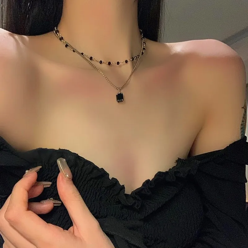 

Fashion 2022 Choker Necklace for Women Double Layer Beads Necklace Gift for Friend Silver Color Geometric Necklace Wholesale Col