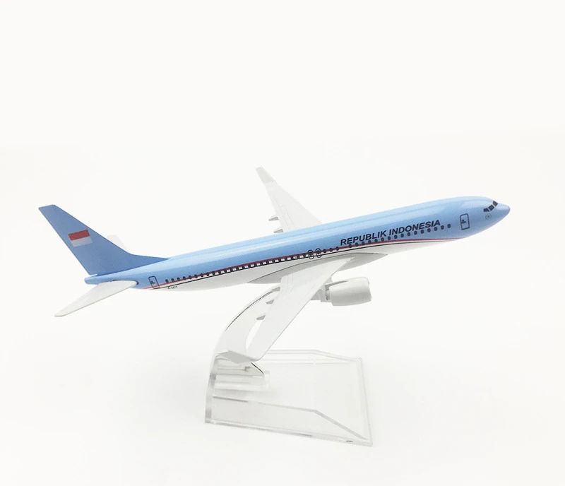 

1:400 President Indonesia Air Boeing 737 Aircraft Model Metal Simulation Airliner Alloy Static Decorative Airplane Model