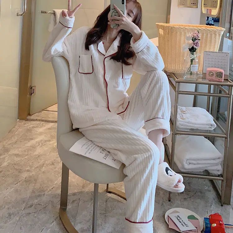 New Winter Flannel warm women Pajamas Set pijama mujer Leisure Home Cloth pyjamas Sleepwear Home Wear Femme