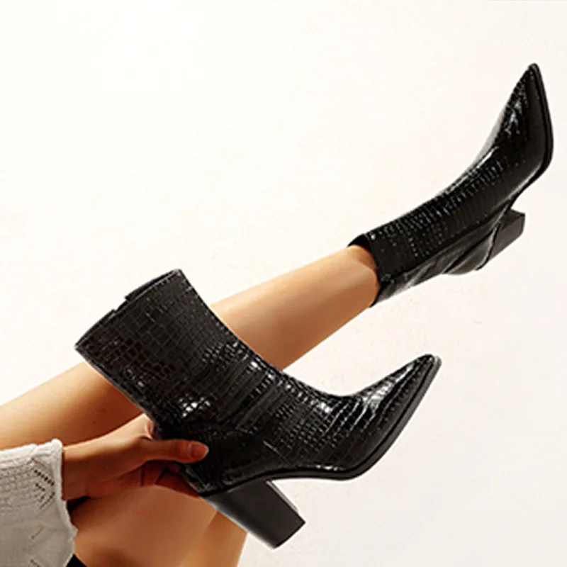 Winter New Fashion Women Shoes Sexy Pointed Thick Heel Large Size High Heel PU Casual Short Women Boots Botas De Mujer