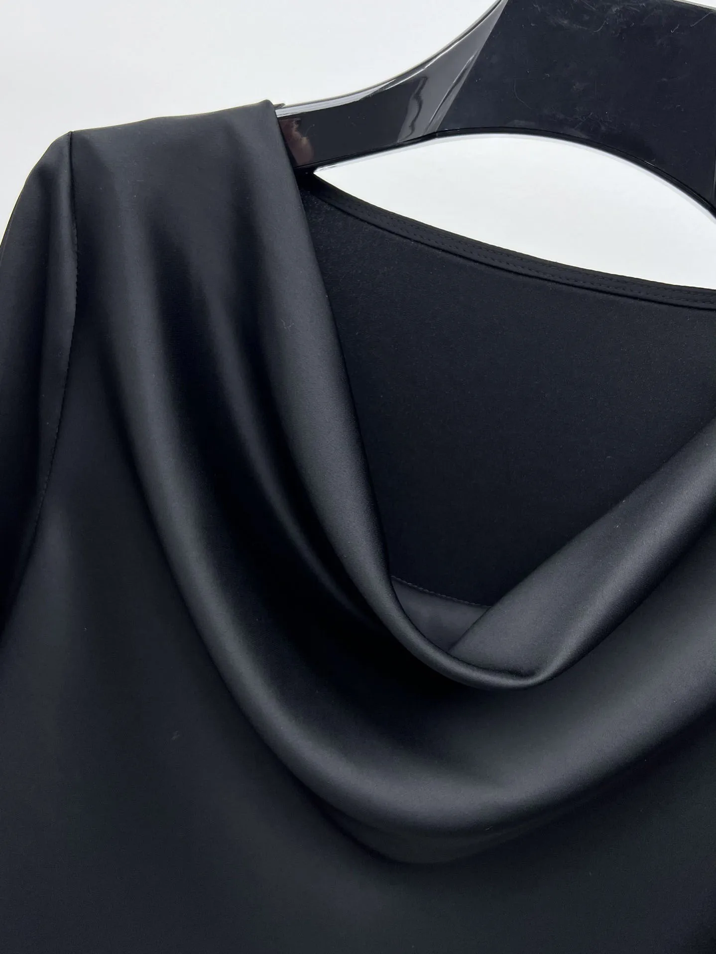 Высококачественная новая женская одежда на лето и осень 2024 удобный топ из шелка с