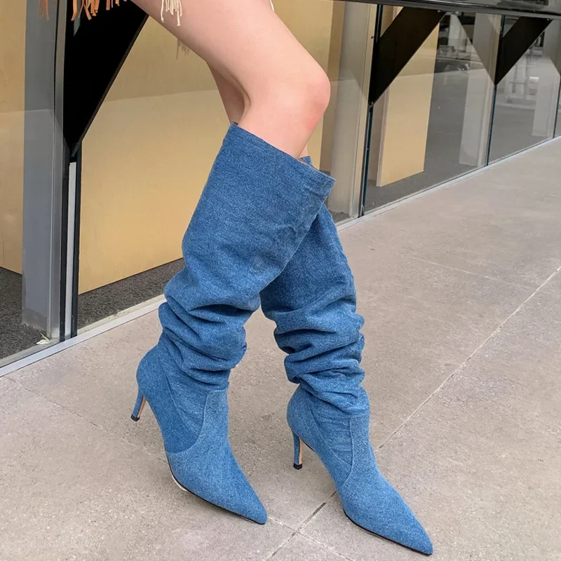 Плиссированные сапоги из джинсового материала с острым носком женская обувь до