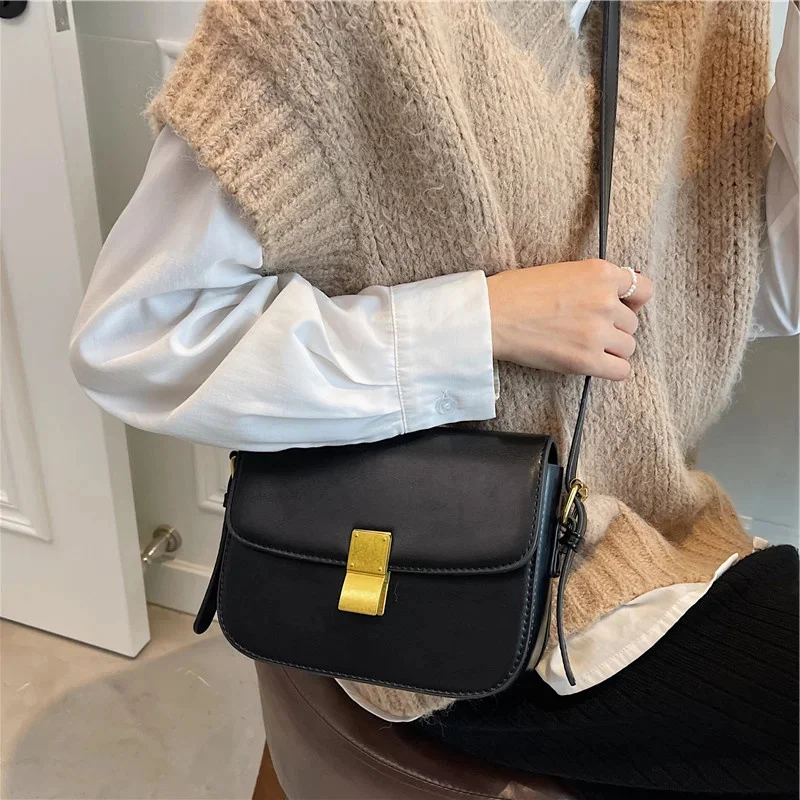

Toptrends Classic Box Small Shoulder Bags For Women 2023 New Trend Luxury Designer Flap Crossbody Bag PU Leather Ladies Handbags