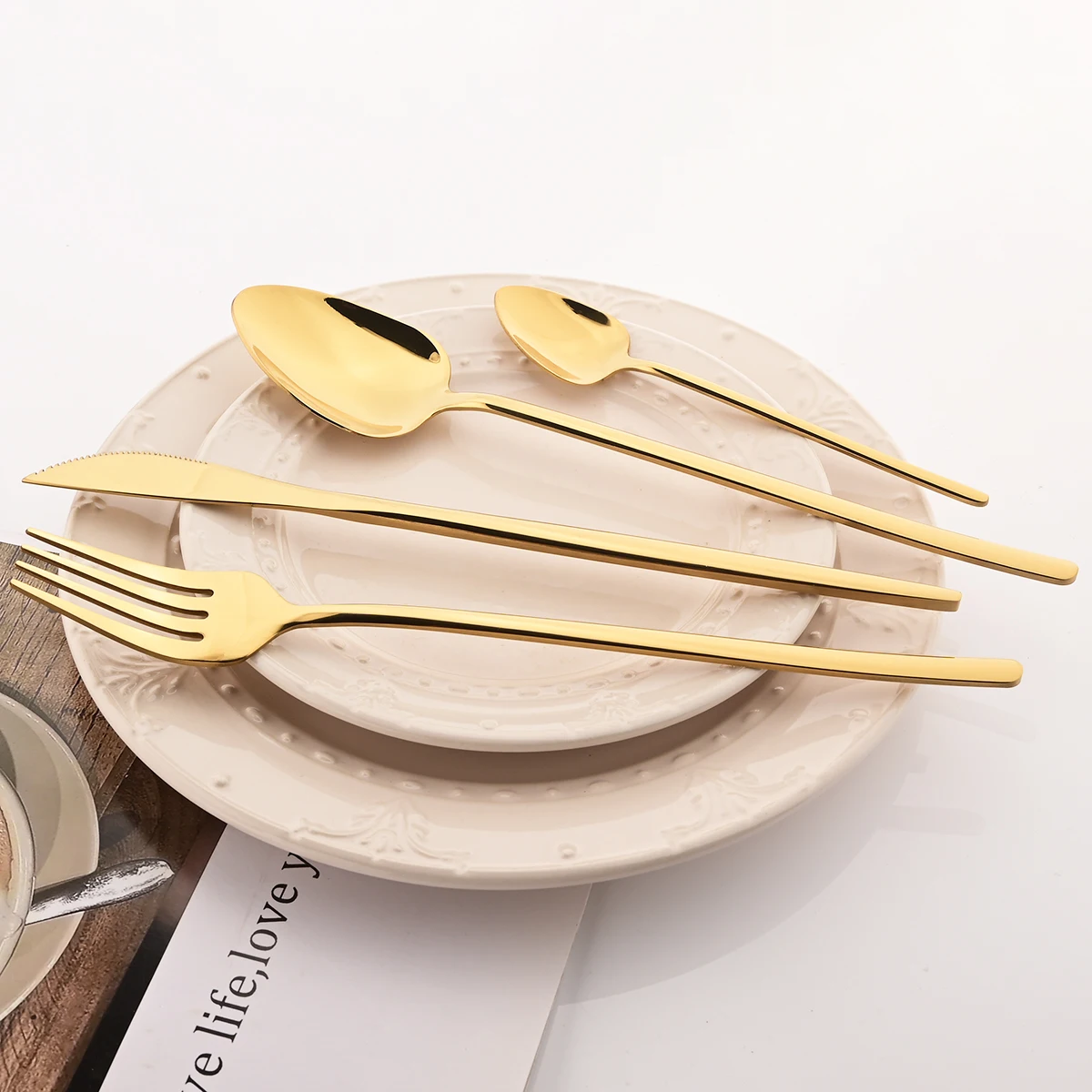 16 шт. золотой набор столовой посуды нож вилка кофейная ложка столовых приборов
