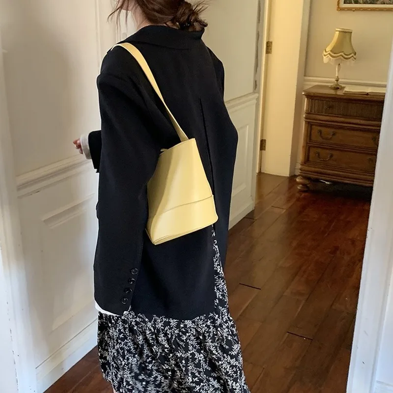 Chic Back Split Blazers Solid Colors Shoulder Pad Loose Suits Women Single Breasted Long Sleeve Blazer Office Lady Jacket Spring