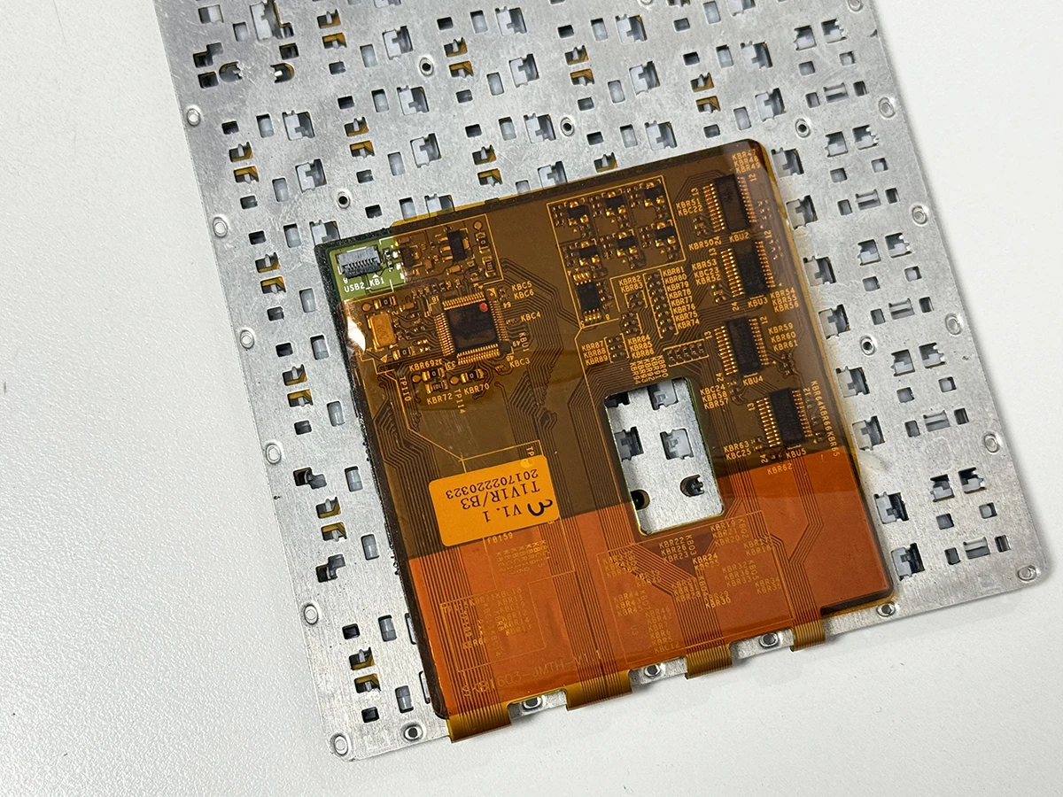 Для Gigabyte X5-MD AORUS X5 V6 X7 DT Китайская версия TW без RGB-подсветки клавиатуры ноутбука