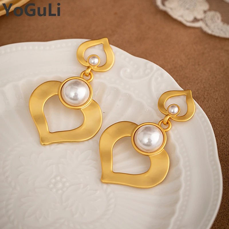 

Modern Jewelry 925 Silver Needle Geometric Simulated Pearl High Quality Brass Matte Gold Color Earrings For Women Girl Gift