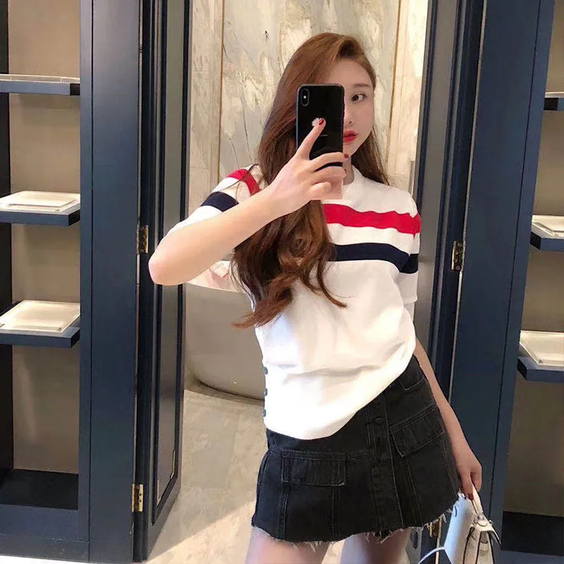 

Spring and summer TB wind ice silk knitted short-sleeved color stripes hit color Western style all-match age-reducing top women