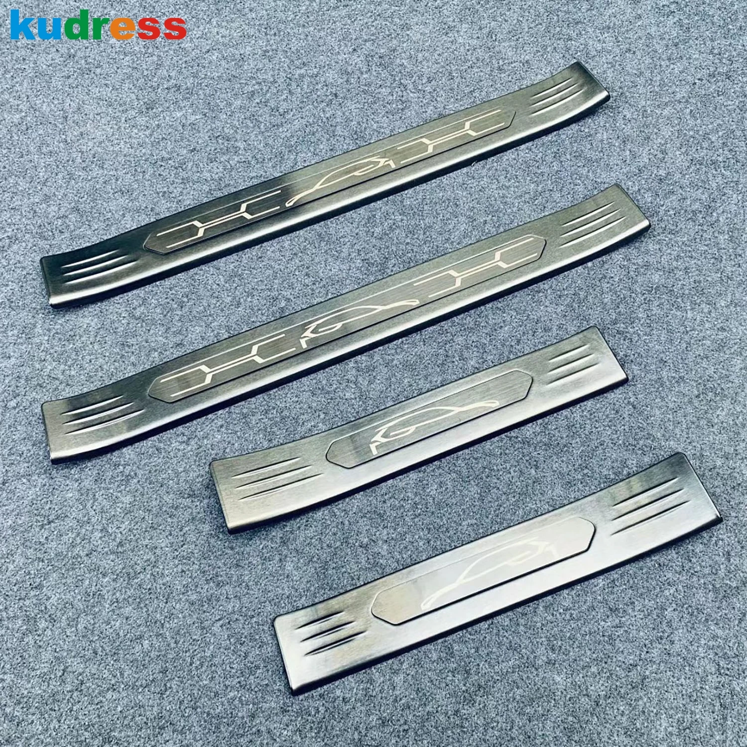 

For Toyota Venza Harrier 2020 2021 2022 Stainless Outer Door Sill Scuff Plate Cover Trim Welcome Pedal Protector Car Accessories