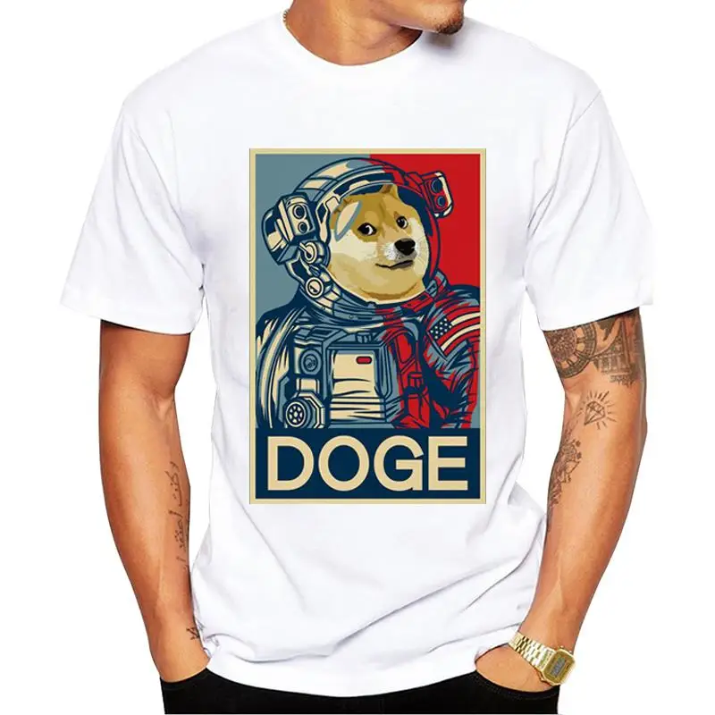

FPACE Doge To The Moon Crypto Men T-Shirt Funny Dogecoin Astronaut Poster Printed t shirts Short Sleeve Tshirts Hipster Tee