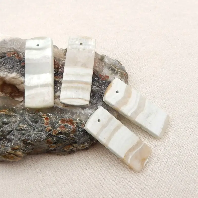 

4Pcs Semiprecious Natural Stone Hemimorphite Necklace Accessories 34x12x4mm 14g Fashion Jewelry Pendant Beads