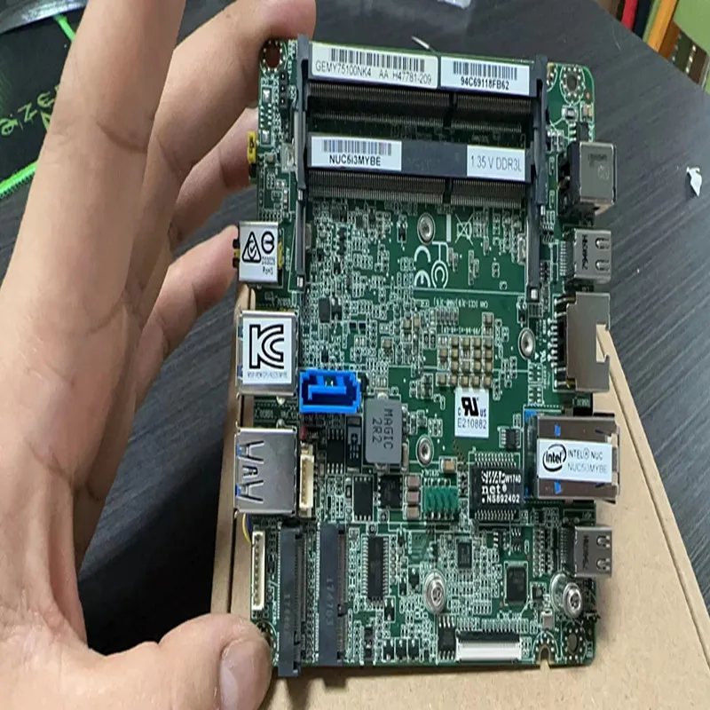 Рисунок 3 - Оригинальная NUC5i3MYBE BLKNUC5i3MYBE