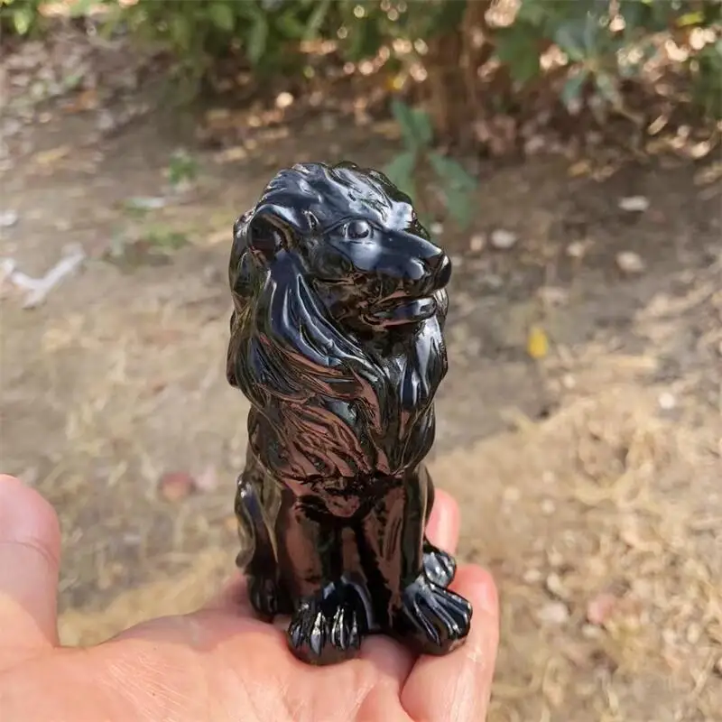 Статуэтка из черного обсидиана с львом