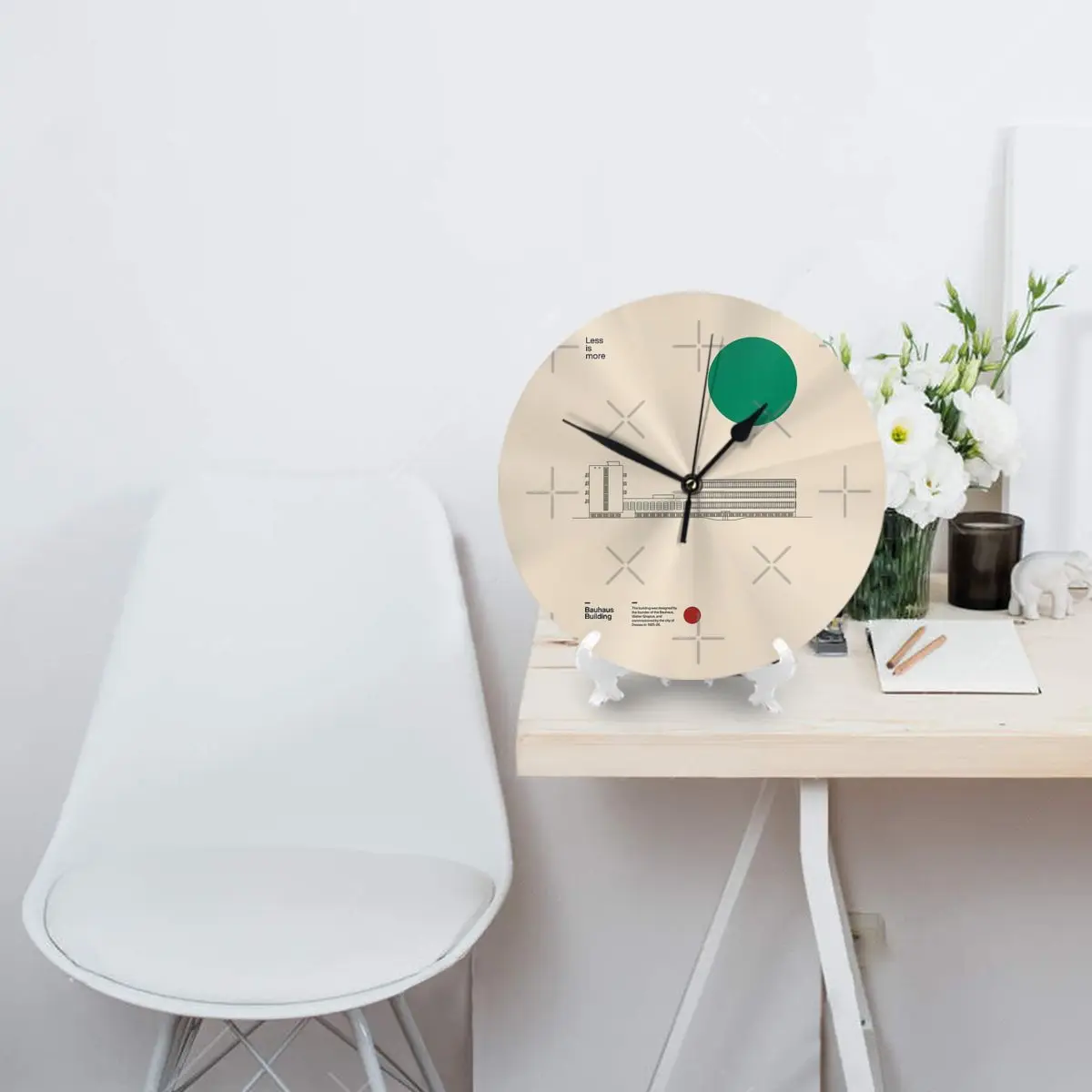 Bauhaus здание Уолтера Gropius 1926 минимальная архитектура десши настенные часы