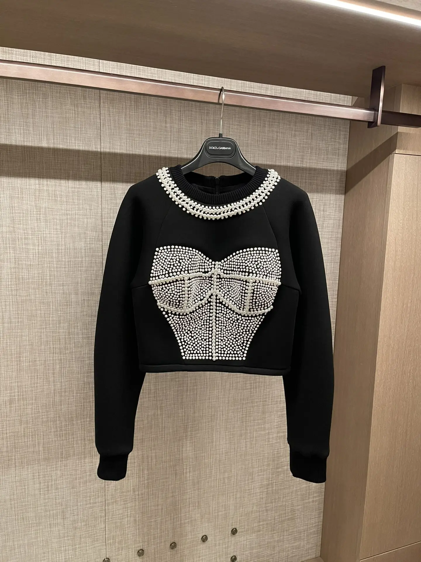 

2022 spring and summer women's new air layer hot drill nail bead sweater