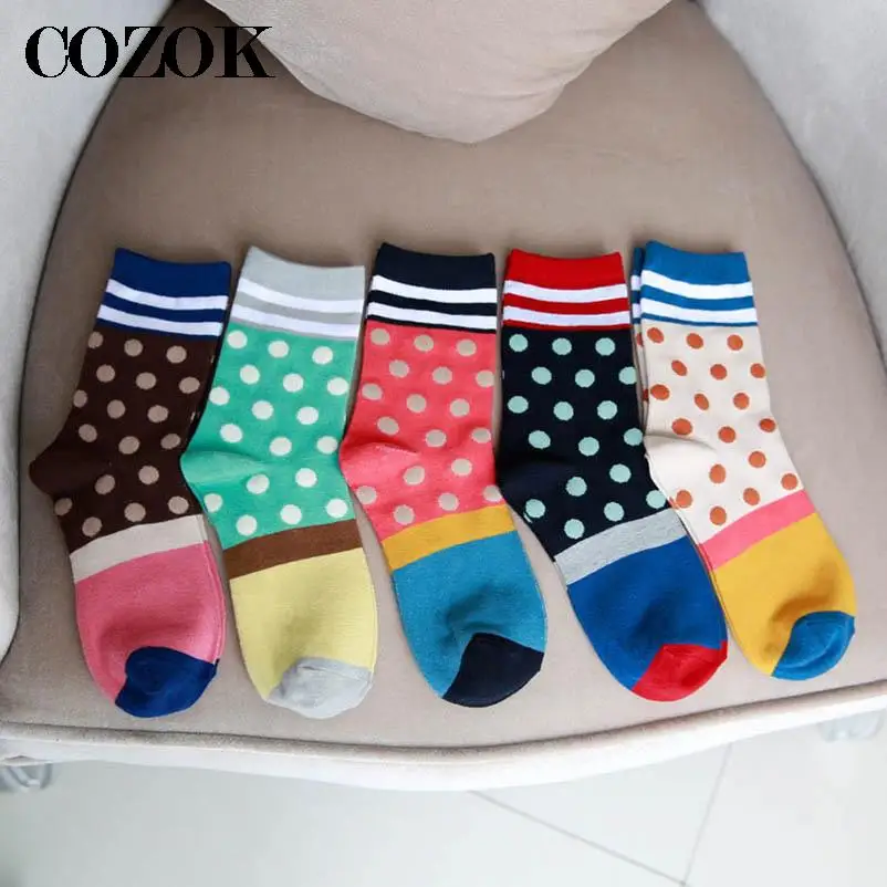 

5 Pairs Dots Short Tube Socks Women's Quality Combed Cotton Socks Autumn Winter Soft Pop Lovely Girls Ladies Female Socks Meias