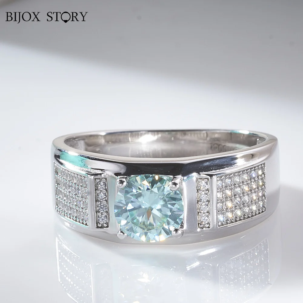 Мужское кольцо с муассанитом Обрезанное синим и зеленым цветом