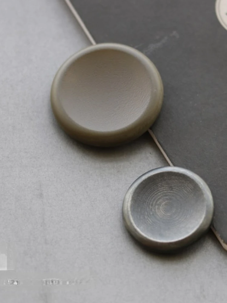 Разложенная вручную металлическая игрушка карманная стандартная монета для