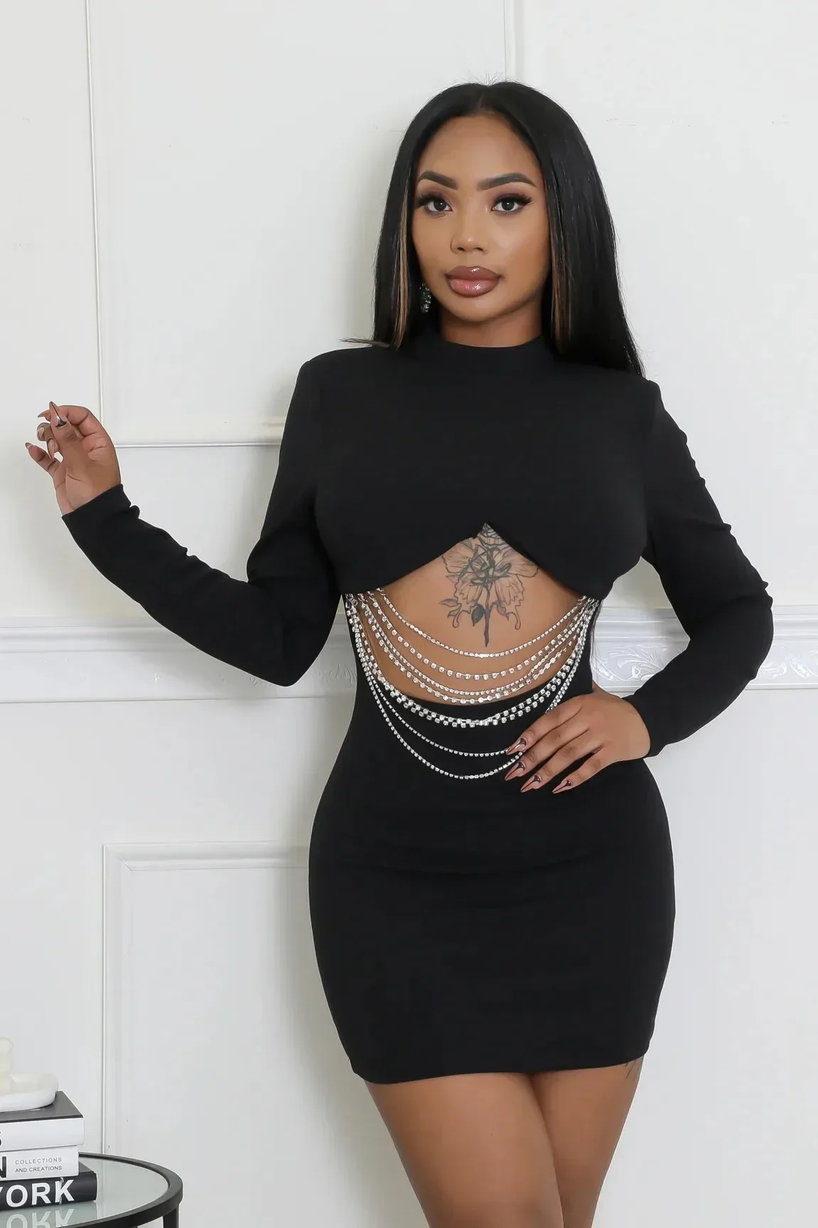 Осень 2024 женское элегантное мини-платье с длинным рукавом и круглым вырезом