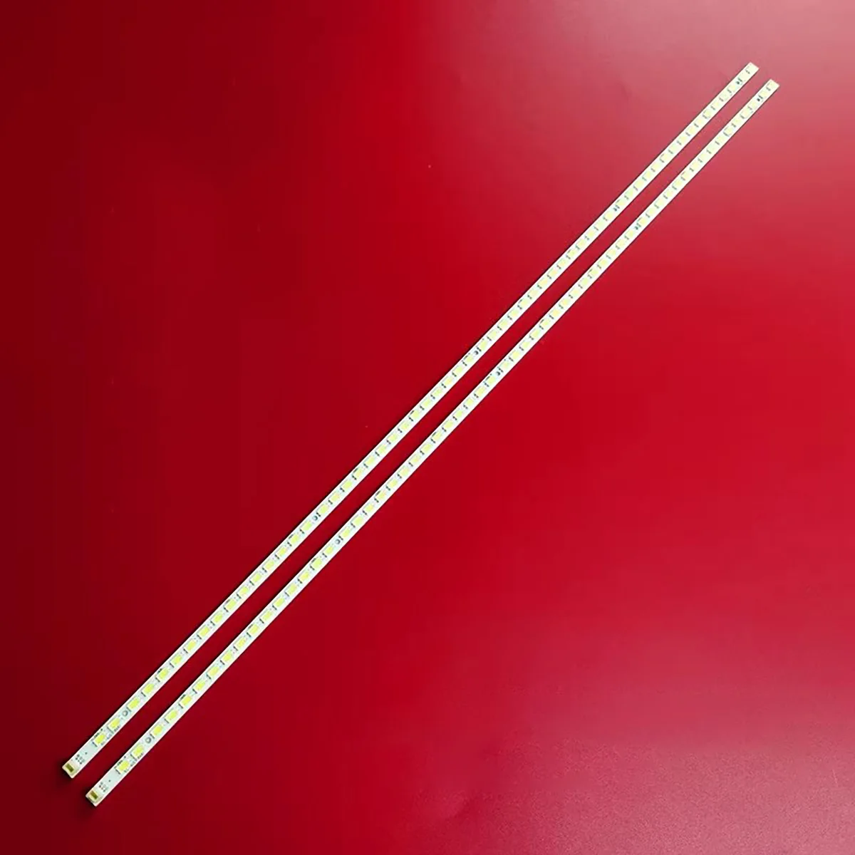 Фонарь подсветки для телевизора 42LV3550 42LV5500 42P21FBD 42T11-06a 74.42T13.001-0-CS1 T420HW08 V.5 LE42X100C 2D00136