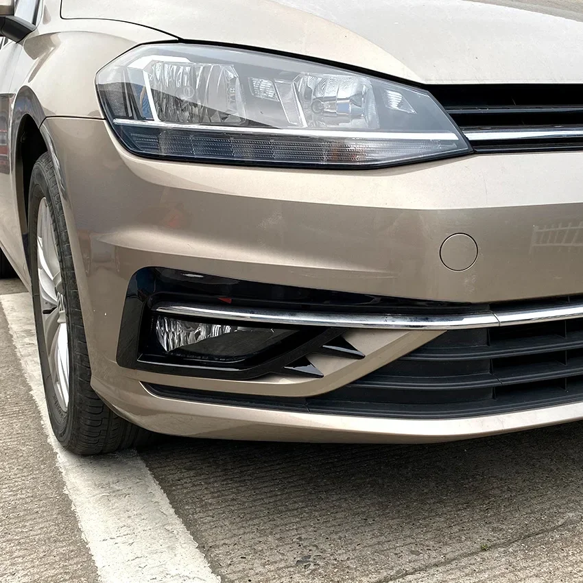 Фото Для VW Golf 7 MK7 Golf7 MK7.5 VII 2017-2019: Комплект накладок на решетку противотуманных фар переднего бампера в стиле Wind Knife Razor (канарды) №1