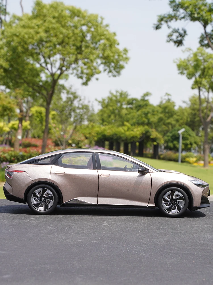 1/18 оригинальная модель автомобиля bZ3 e-TNGA 2023 из сплава