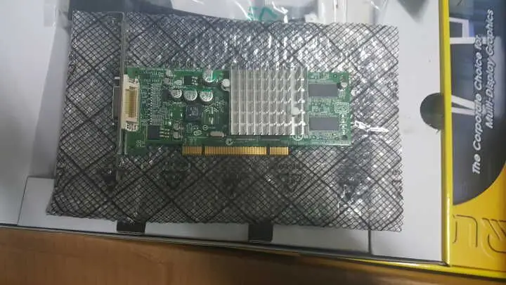 

NVS 280 Nvs280 PCI двухэкранная профессиональная графическая карта в коробке