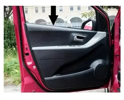 4 шт. Резиновая лента на внутреннее стекло для Suzuki Swift 2006-2012 83851-77J00