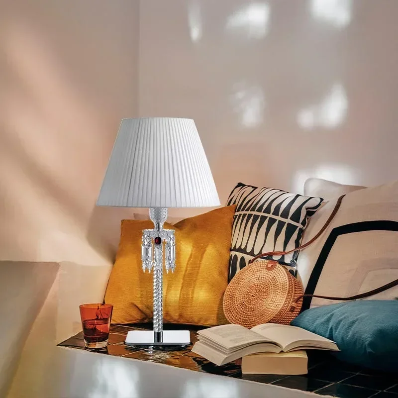 Хрустальная настольная лампа для гостиной Современная креативная прикроватная