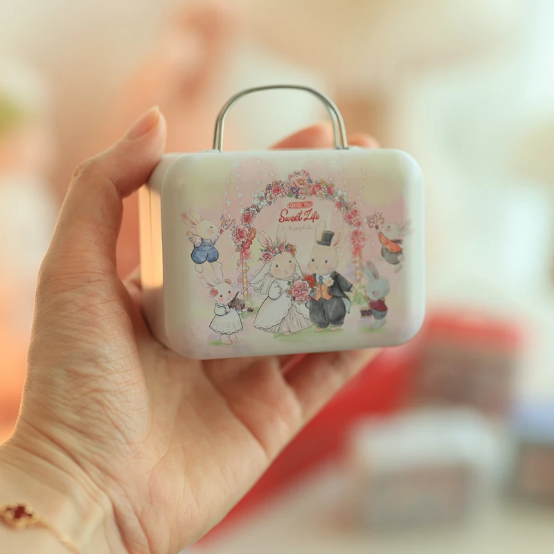 

Металлическая коробка для конфет WHPHous