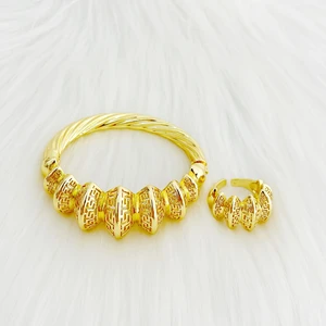 Dubai Gold Colour Plated Bracelet Ring Set Party Anniversary Wedding Classic Fashion Trend Sweet Romantic Casual Style