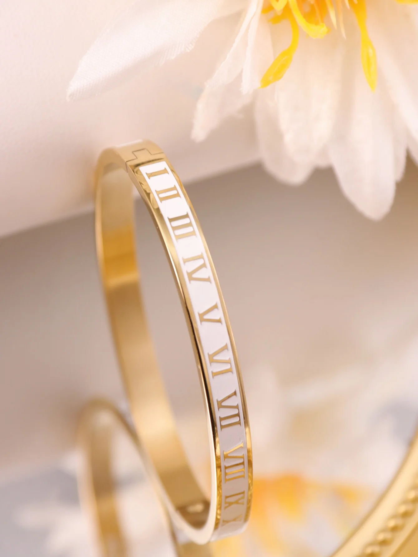 Модный браслет из нержавеющей стали