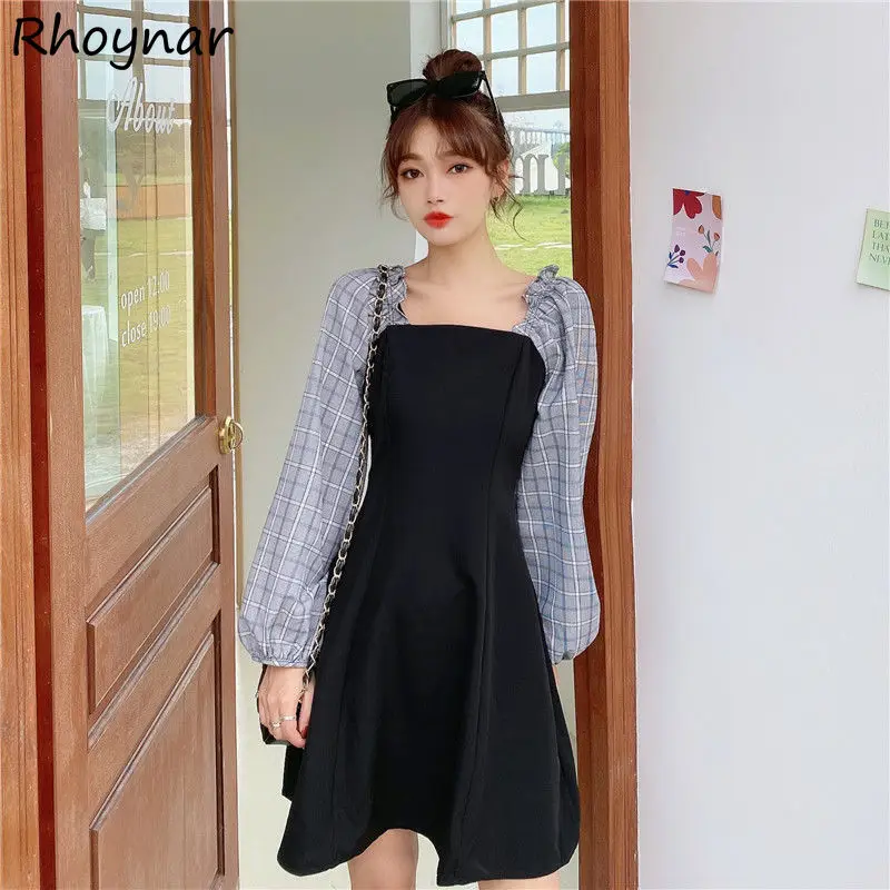 

Платье женское ТРАПЕЦИЕВИДНОЕ с длинным рукавом-фонариком и квадратным вырезом