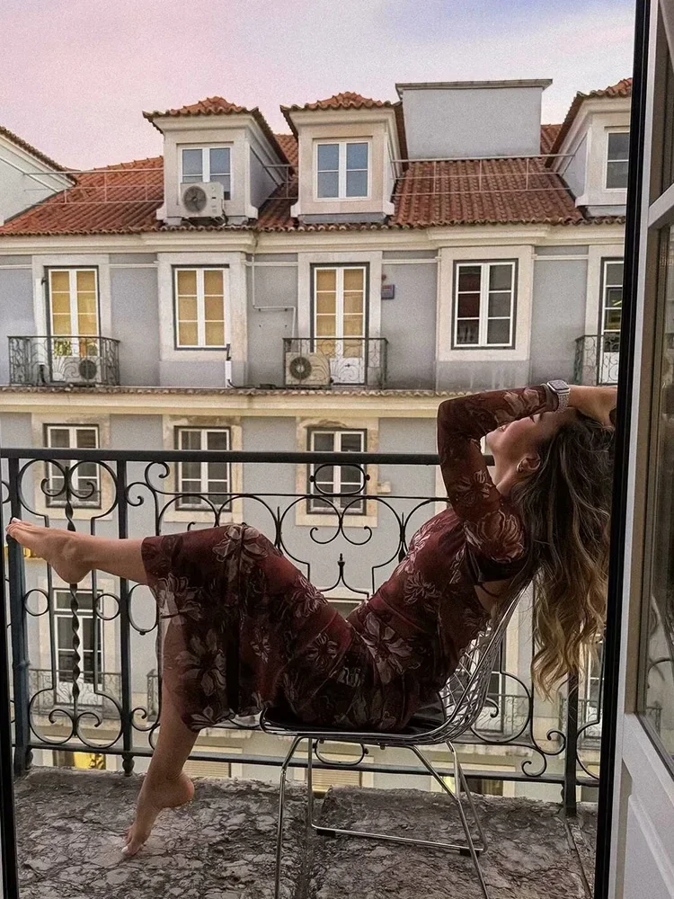 Сетчатое вечернее платье с цветочным принтом коричневые платья макси длинными