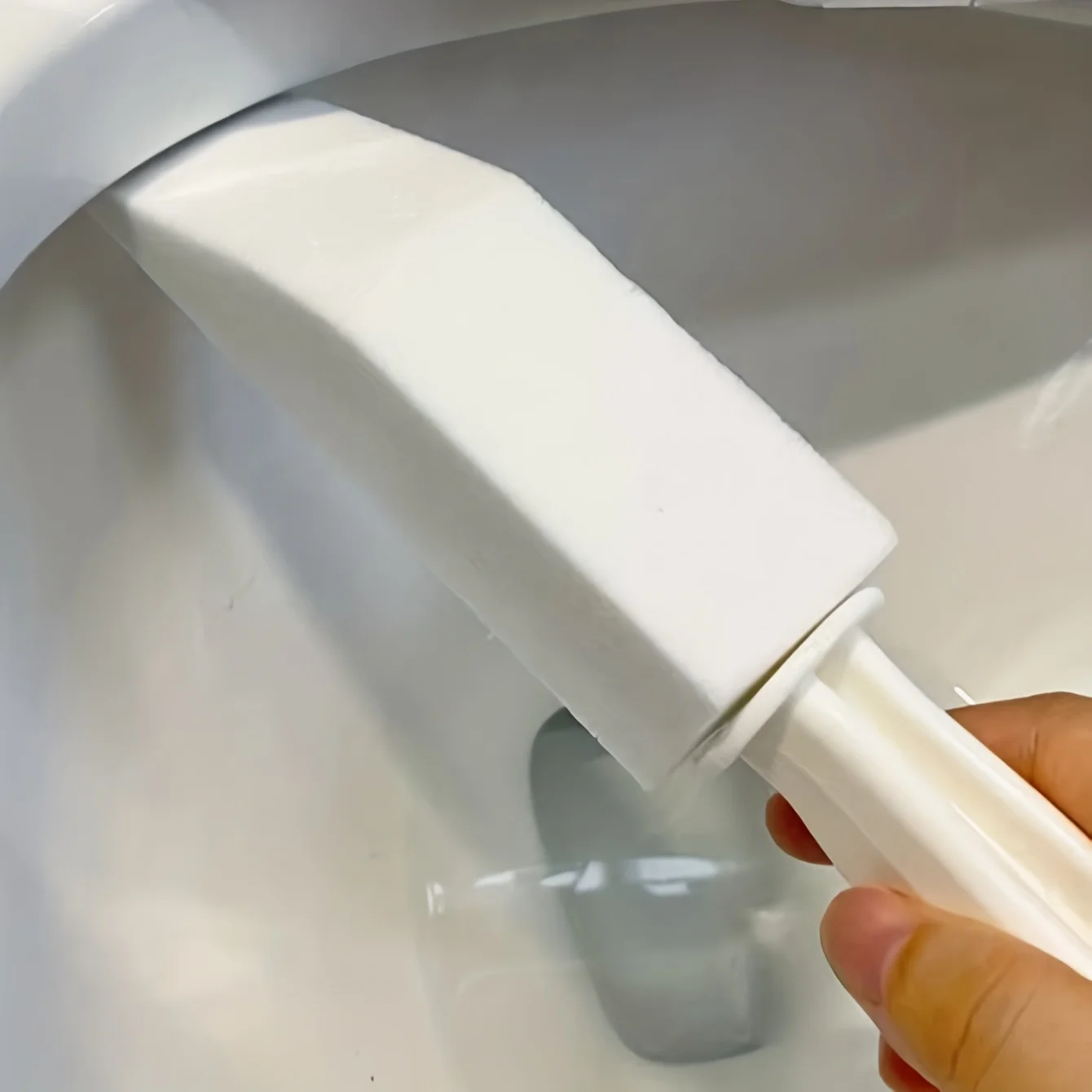 

Щетка для чистки унитаза с пемзой