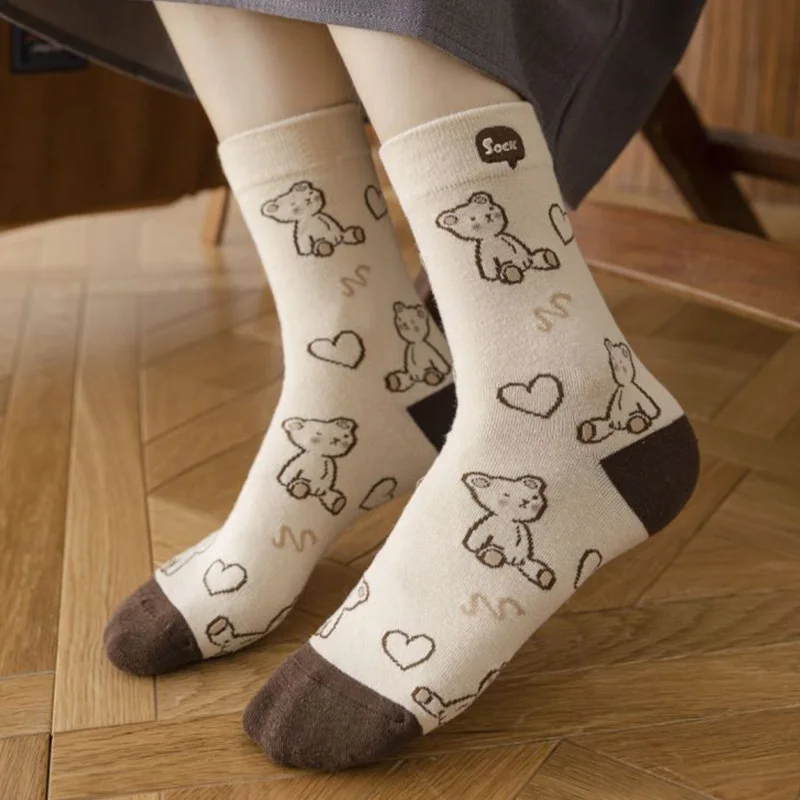 5 Pair Animal Embroidery Winter Socks Women Cartoon Brown Bear Print Cotton Long Socks Vintage Crimping Kawaii Middle Tube Lady