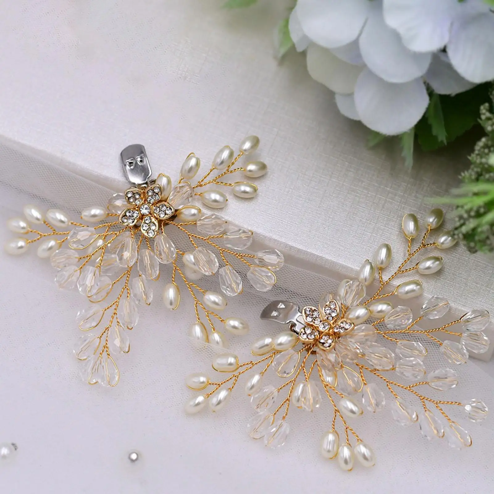 

2 Pieces Fashion Shoes Clips Bridal Shoes Charm Accessories DIY High Heel Shoes Clip Bags for Banquet Dress Wedding Party Decor