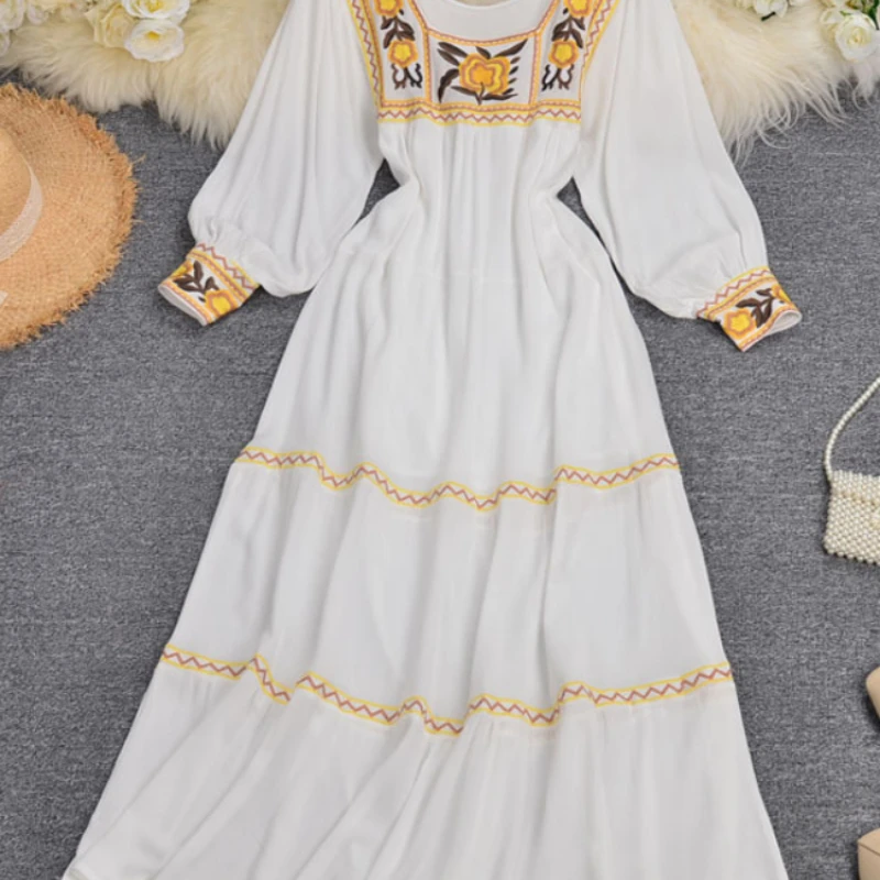 

White Dress Ethnic Style Beach Skirt Female Flower Embroidery Turkish Robe Travel Vacation Photo Dress Fairy