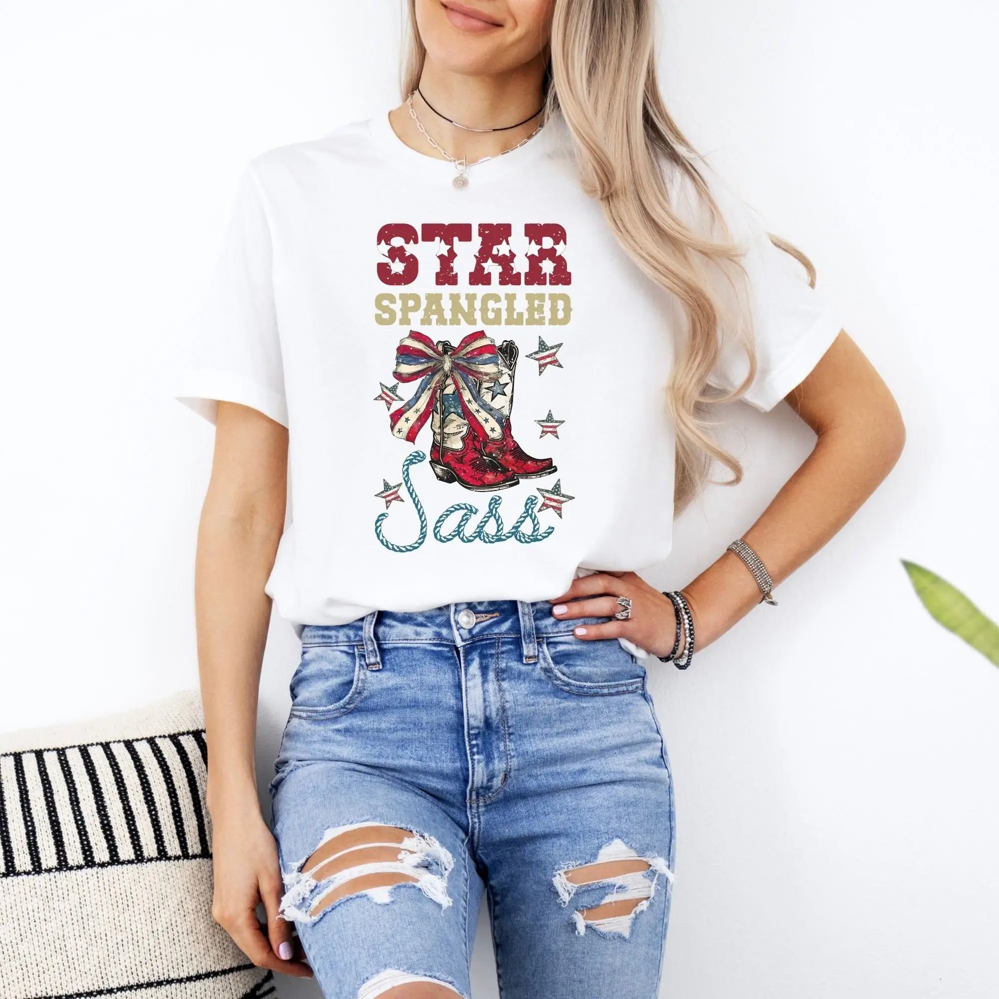 Футболка с надписью Proud America Cowgirl