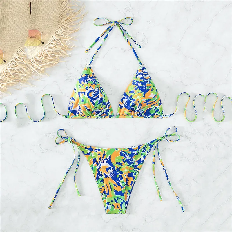 

Купальник-бикини с принтом и лямкой на шее, 2023